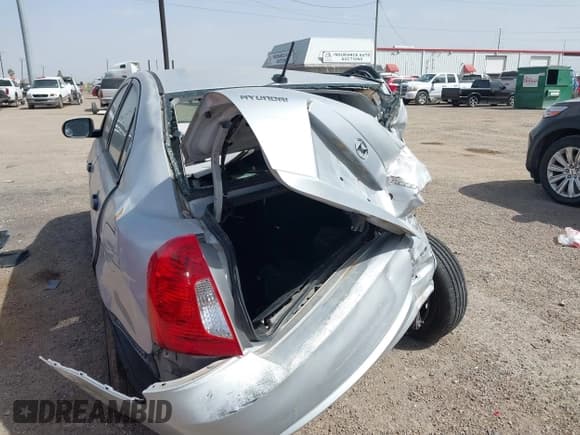 ✅ 2010 Hyundai Accent GLS • VIN: KMHCN4AC1AU432259 • Лот: 41739522. Опубликован ранее на IAAI с пробегом 192 142 миль. Бесплатный доступ к архиву аукционных продаж из США и подробный отчёт об истории автомобиля на DreamBid. Изображение 3.