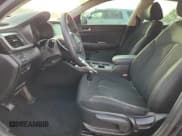 ✅ 2019 Kia Optima S • VIN: 5XXGT4L37KG280620 • Lot: 93665165. Wystawiony na Copart z przebiegiem 117 265 mil. Bezpłatny archiwum sprzedaży aukcyjnych z USA i szczegółowy raport historii pojazdu na DreamBid. Zdjęcie 7.