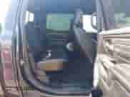 2019 Ram 1500 Limited z VIN 1C6SRFHT6KN921748, wystawiony jako IAAI lot #43169003 z przebiegiem 91 262 mil mil oraz . Historia ofert i sprzedaży dostępna na DreamBid. Obrazek 8.