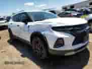 2022 Chevrolet Blazer LT z VIN 3GNKBJR47NS228602, wystawiony jako Copart lot #58122064 z przebiegiem 24 317 mil mil oraz Szkoda całkowita • Salvage title. Historia ofert i sprzedaży dostępna na DreamBid. Obrazek 4.
