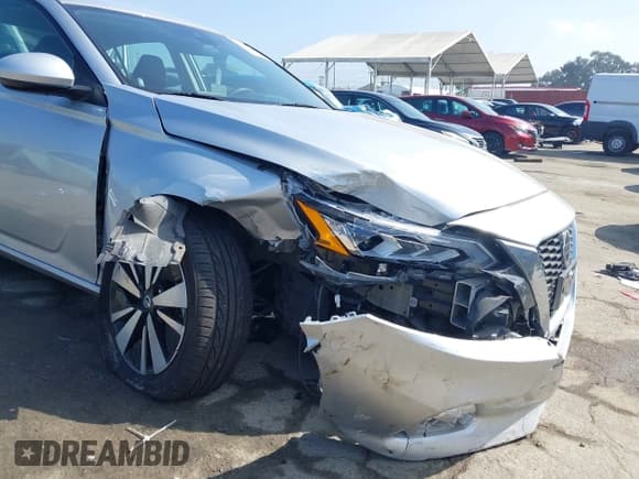 ✅ 2022 Nissan Altima SV • VIN: 1N4BL4DV0NN315801 • Lot: 43311347. Wystawiony na IAAI z przebiegiem 63 427 mil. Bezpłatny archiwum sprzedaży aukcyjnych z USA i szczegółowy raport historii pojazdu na DreamBid. Zdjęcie 6.