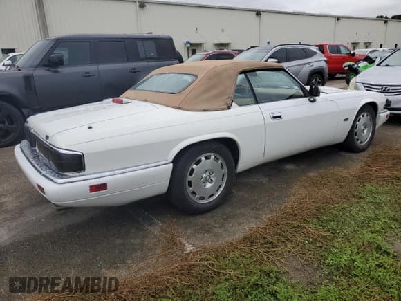 ✅ 1996 Jaguar XJS • VIN: SAJNX2741TC226607 • Лот: 74129074. Опубликован ранее на Copart с пробегом 93 183 миль. Бесплатный доступ к архиву аукционных продаж из США и подробный отчёт об истории автомобиля на DreamBid. Изображение 3.