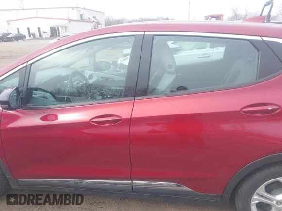 ✅ 2017 Chevrolet Bolt EV LT • VIN: 1G1FW6S0XH4190525 • Lot: 41548490. Wystawiony na IAAI z przebiegiem 54 183 mil. Bezpłatny archiwum sprzedaży aukcyjnych z USA i szczegółowy raport historii pojazdu na DreamBid. Zdjęcie 14.
