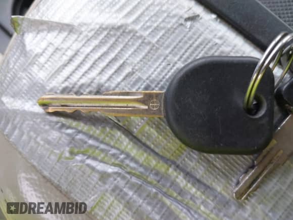 2007 Chevrolet Silverado 1500 1LT z VIN 3GCEK13387G506628, wystawiony jako IAAI lot #42087661 z przebiegiem 270 119 mil mil oraz . Historia ofert i sprzedaży dostępna na DreamBid. Obrazek 10.