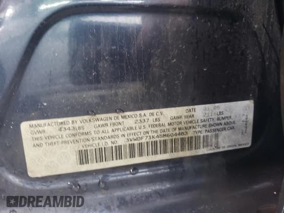 ✅ 2005 Volkswagen Jetta 2.5L • VIN: 3VWDF71K45M604483 • Lot: 81679484. Listed on Copart with 138,926 mi. Free auction sales archive from the USA and detailed vehicle history report at DreamBid. Image 13.