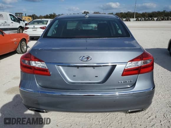 2014 Hyundai Genesis 3.8L с VIN KMHGC4DD5EU260223, выставлен на аукционе Copart как лот 76933404 с пробегом 31 819 миль миль и Списание • Salvage title. История ставок и продаж доступна на DreamBid. Изображение 6.