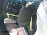 ✅ 2017 Toyota Sienna LE • VIN: 5TDKZ3DC5HS817123 • Lot: 43008162. Listed on IAAI with 202,986 mi. Free auction sales archive from the USA and detailed vehicle history report at DreamBid. Image 11.