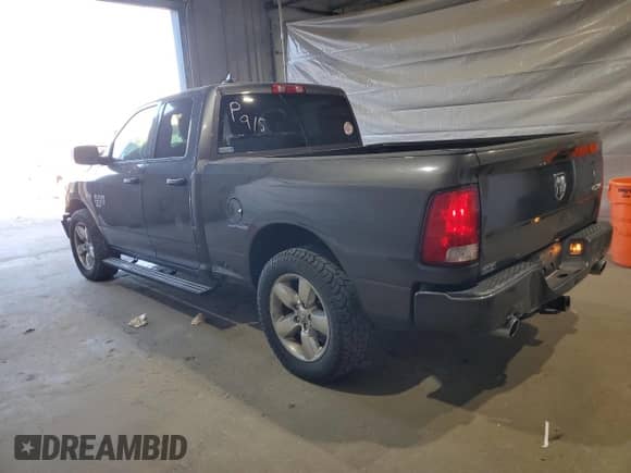 2019 Ram 1500 Express z VIN 1C6RR7FT8KS629785, wystawiony jako Copart lot #81581595 z przebiegiem 120 204 mil mil oraz Szkoda całkowita • Salvage title. Historia ofert i sprzedaży dostępna na DreamBid. Obrazek 2.