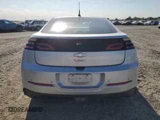 ✅ 2013 Chevrolet Volt • VIN: 1G1RH6E42DU136202 • Lot: 70451844. Wystawiony na Copart z przebiegiem 130 116 mil. Bezpłatny archiwum sprzedaży aukcyjnych z USA i szczegółowy raport historii pojazdu na DreamBid. Zdjęcie 6.