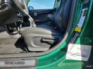 ✅ 2020 MINI Hardtop 4 Door Cooper S • VIN: WMWXU9C05L2L46571 • Lot: 90685525. Wystawiony na Copart z przebiegiem 26 121 mil. Bezpłatny archiwum sprzedaży aukcyjnych z USA i szczegółowy raport historii pojazdu na DreamBid. Zdjęcie 12.