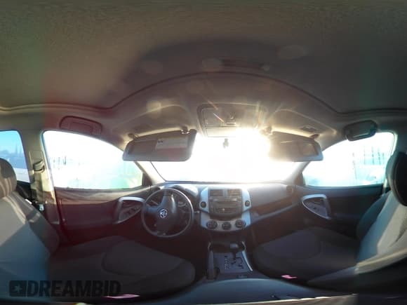 ✅ 2006 Toyota RAV4 Sport • VIN: JTMZK32V766001017 • Лот: 43491648. Опубликован ранее на IAAI с пробегом 207 829 миль. Бесплатный доступ к архиву аукционных продаж из США и подробный отчёт об истории автомобиля на DreamBid. Изображение 17.