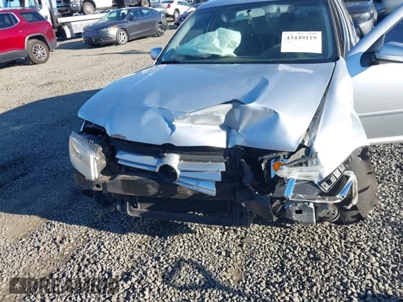 ✅ 2003 Volkswagen Jetta GLS • VIN: 3VWSE69M33M141856 • Lot: 43449119. Listed on IAAI with 241,070 mi. Free auction sales archive from the USA and detailed vehicle history report at DreamBid. Image 6.