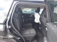 ✅ 2022 Mitsubishi Outlander ES • VIN: JA4J3TA83NZ063656 • Лот: 42242825. Опубликован ранее на IAAI с пробегом 69 154 миль. Бесплатный доступ к архиву аукционных продаж из США и подробный отчёт об истории автомобиля на DreamBid. Изображение 8.