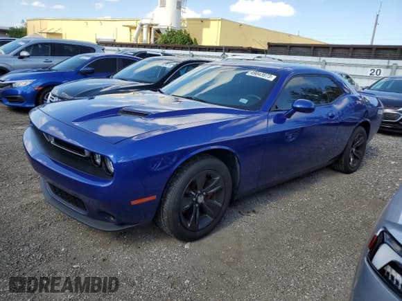 ✅ 2019 Dodge Challenger SXT • VIN: 2C3CDZAG2KH530068 • Lot: 49043973. Wystawiony na Copart z przebiegiem 85 568 mil. Bezpłatny archiwum sprzedaży aukcyjnych z USA i szczegółowy raport historii pojazdu na DreamBid. Zdjęcie 1.