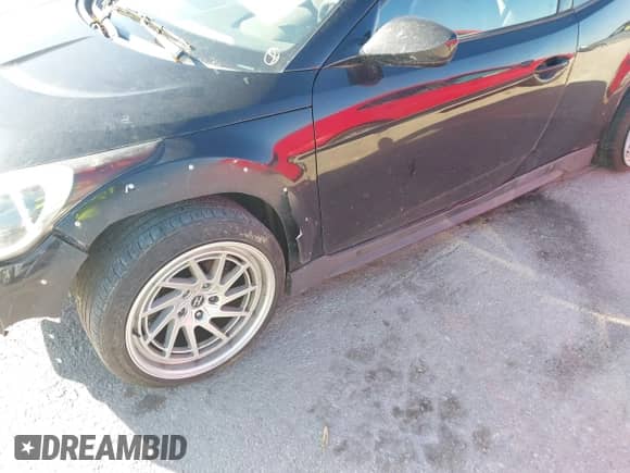 2013 Hyundai Veloster w/Black Int с VIN KMHTC6AD2DU092229, выставлен на аукционе IAAI как лот 43601459 с пробегом 191 710 миль миль и . История ставок и продаж доступна на DreamBid. Изображение 12.