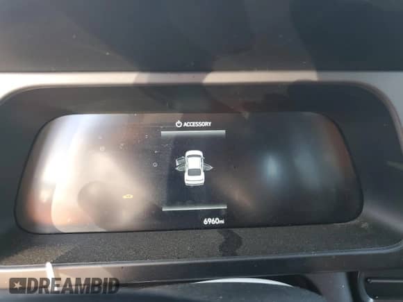 2025 Hyundai Elantra SEL Sport with VIN KMHLM4DG5SU986424, listed as a Copart auction lot 68511015 with 6,960 mi miles and Salvage title. Bid and sale history available at DreamBid. Image 9.