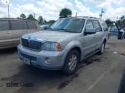 ✅ 2003 Lincoln Navigator Luxury • VIN: 5LMFU28R83LJ13106 • Lot: 42718966. Wystawiony na IAAI z przebiegiem 278 863 mil. Bezpłatny archiwum sprzedaży aukcyjnych z USA i szczegółowy raport historii pojazdu na DreamBid. Zdjęcie 2.