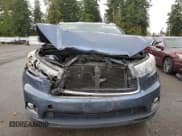 ✅ 2016 Toyota Highlander Limited • VIN: 5TDDKRFHXGS335609 • Lot: 89877255. Listed on Copart with 112,121 mi. Free auction sales archive from the USA and detailed vehicle history report at DreamBid. Image 5.