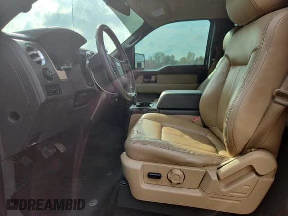 ✅ 2014 Ford F-150 XLT • VIN: 1FTFW1EF5EFA13018 • Лот: 92714175. Опубликован ранее на Copart с пробегом 142 657 миль. Бесплатный доступ к архиву аукционных продаж из США и подробный отчёт об истории автомобиля на DreamBid. Изображение 7.