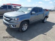 ✅ 2020 Chevrolet Colorado 2WD LT • VIN: 1GCGSCEA0L1163158 • Лот: 42697858. Опубликован ранее на IAAI с пробегом 53 354 миль. Бесплатный доступ к архиву аукционных продаж из США и подробный отчёт об истории автомобиля на DreamBid. Изображение 2.