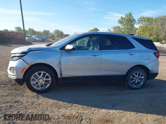 2022 Chevrolet Equinox LT с VIN 3GNAXKEV9NL158841, выставлен на аукционе IAAI как лот 42923362 с пробегом 28 234 миль миль и . История ставок и продаж доступна на DreamBid. Изображение 14.