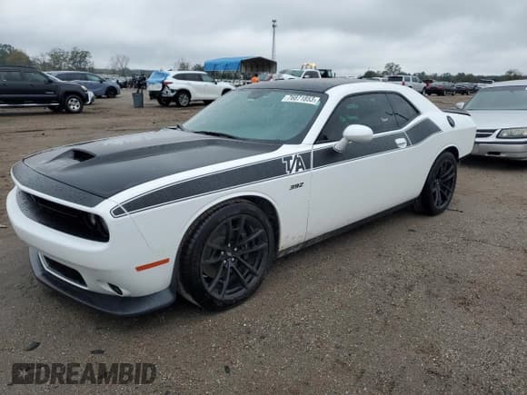 ✅ 2021 Dodge Challenger R/T Scat Pack • VIN: 2C3CDZFJ8MH521219 • Lot: 76871853. Wystawiony na Copart z przebiegiem 29 473 mil. Bezpłatny archiwum sprzedaży aukcyjnych z USA i szczegółowy raport historii pojazdu na DreamBid. Zdjęcie 1.
