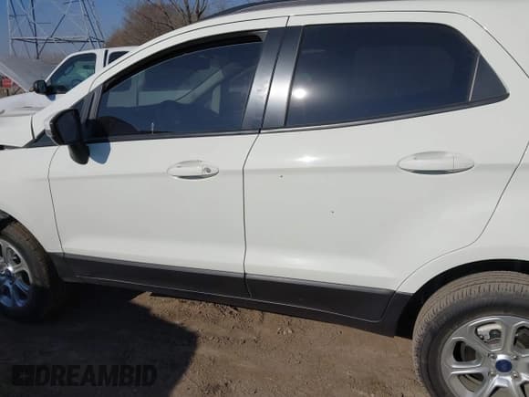 ✅ 2021 Ford EcoSport SE • VIN: MAJ6S3GL8MC396971 • Lot: 41779827. Listed on IAAI with 25,779 mi. Free auction sales archive from the USA and detailed vehicle history report at DreamBid. Image 14.