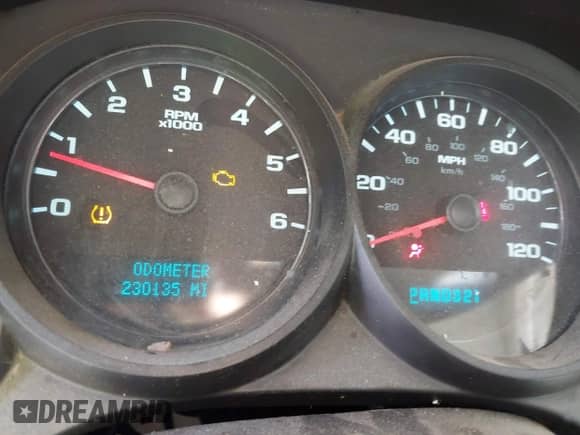 2010 Chevrolet Silverado 1500 Work Truck z VIN 1GCSCPEX2AZ120197, wystawiony jako IAAI lot #42876585 z przebiegiem 230 135 mil mil oraz . Historia ofert i sprzedaży dostępna na DreamBid. Obrazek 15.