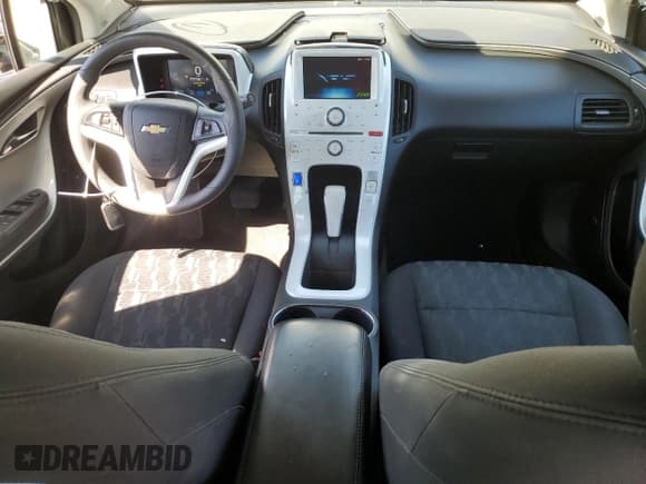 ✅ 2011 Chevrolet Volt • VIN: 1G1RC6E4XBU102245 • Lot: 70693464. Wystawiony na Copart z przebiegiem 180 859 mil. Bezpłatny archiwum sprzedaży aukcyjnych z USA i szczegółowy raport historii pojazdu na DreamBid. Zdjęcie 8.