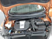 ✅ 2013 Hyundai Veloster Turbo • VIN: KMHTC6AE2DU178083 • Lot: 43039378. Wystawiony na IAAI z przebiegiem 126 260 mil. Bezpłatny archiwum sprzedaży aukcyjnych z USA i szczegółowy raport historii pojazdu na DreamBid. Zdjęcie 10.