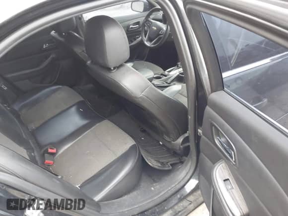 2014 Chevrolet Malibu LT z VIN 1G11C5SL3EF132859, wystawiony jako IAAI lot #43522363 z przebiegiem 171 933 mil mil oraz . Historia ofert i sprzedaży dostępna na DreamBid. Obrazek 8.