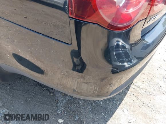 ✅ 2010 Volkswagen Jetta SE • VIN: 3VWRZ7AJ9AM042787 • Lot: 42466773. Listed on IAAI with 144,829 mi. Free auction sales archive from the USA and detailed vehicle history report at DreamBid. Image 14.