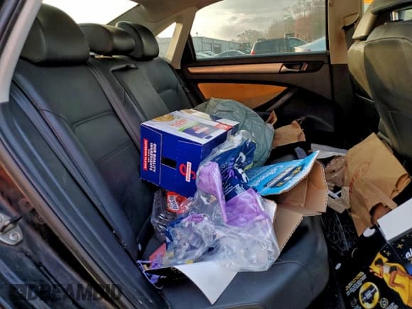 ✅ 2012 Volkswagen Passat SE • VIN: 1VWBP7A35CC059776 • Lot: 93387235. Listed on Copart with 252,488 mi. Free auction sales archive from the USA and detailed vehicle history report at DreamBid. Image 10.