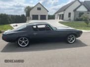 ✅ 1972 Chevrolet Camaro • VIN: 1Q87F2N112384 • Lot: 69979795. Wystawiony na Copart z przebiegiem 73 669 mil. Bezpłatny archiwum sprzedaży aukcyjnych z USA i szczegółowy raport historii pojazdu na DreamBid. Zdjęcie 9.