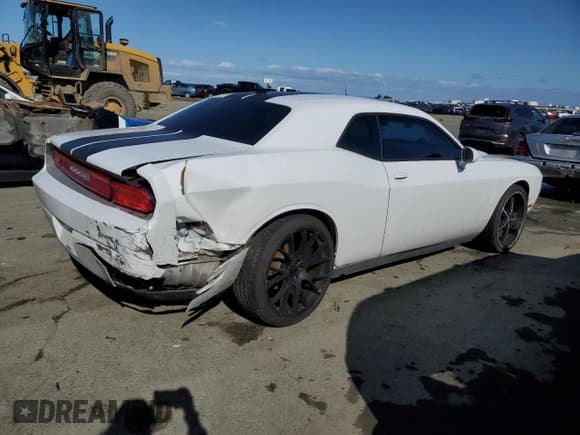 ✅ 2012 Dodge Challenger SXT • VIN: 2C3CDYAGXCH170592 • Lot: 45268205. Wystawiony na Copart z przebiegiem 144 230 mil. Bezpłatny archiwum sprzedaży aukcyjnych z USA i szczegółowy raport historii pojazdu na DreamBid. Zdjęcie 3.