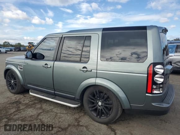 ✅ 2015 Land Rover LR4 Lux • VIN: SALAK2V62FA758909 • Лот: 86592155. Опубликован ранее на Copart с пробегом 79 889 миль. Бесплатный доступ к архиву аукционных продаж из США и подробный отчёт об истории автомобиля на DreamBid. Изображение 2.