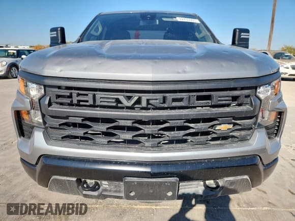 ✅ 2023 Chevrolet Silverado 1500 Work Truck • VIN: 1GCRDAED0PZ150564 • Lot: 92430005. Wystawiony na Copart z przebiegiem 23 189 mil. Bezpłatny archiwum sprzedaży aukcyjnych z USA i szczegółowy raport historii pojazdu na DreamBid. Zdjęcie 5.