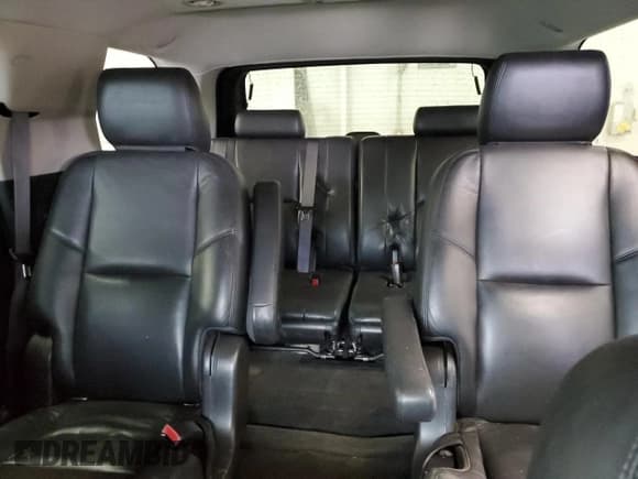 ✅ 2012 Cadillac Escalade Luxury • VIN: 1GYS4BEFXCR149970 • Lot: 90317465. Wystawiony na Copart z przebiegiem 163 385 mil. Bezpłatny archiwum sprzedaży aukcyjnych z USA i szczegółowy raport historii pojazdu na DreamBid. Zdjęcie 10.