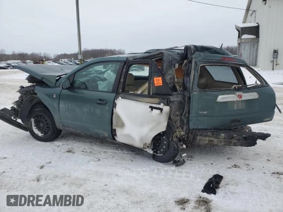 ✅ 2006 Saturn VUE • VIN: 5GZCZ33D76S869614 • Lot: 46039245. Wystawiony na Copart z przebiegiem Nie podano. Bezpłatny archiwum sprzedaży aukcyjnych z USA i szczegółowy raport historii pojazdu na DreamBid. Zdjęcie 2.