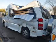 ✅ 2014 Mercedes-Benz Sprinter • VIN: WDAPE7DD4E5831200 • Lot: 41955464. Wystawiony na IAAI z przebiegiem 118 473 mil. Bezpłatny archiwum sprzedaży aukcyjnych z USA i szczegółowy raport historii pojazdu na DreamBid. Zdjęcie 3.