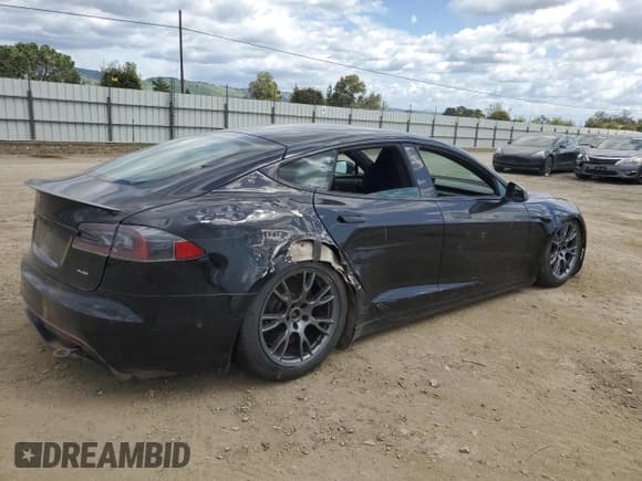 ✅ 2021 Tesla Model S Plaid • VIN: 5YJSA1E62MF455304 • Lot: 51279555. Listed on Copart with 17,951 mi. Free auction sales archive from the USA and detailed vehicle history report at DreamBid. Image 3.