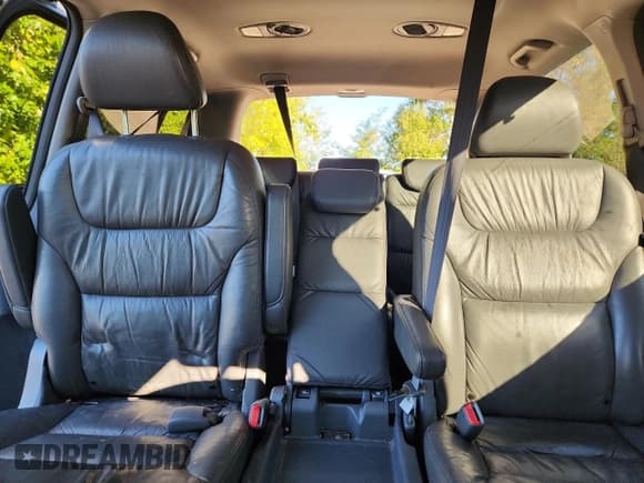 ✅ 2006 Honda Odyssey EX-L • VIN: 5FNRL38766B111115 • Lot: 86659775. Listed on Copart with 155,073 mi. Free auction sales archive from the USA and detailed vehicle history report at DreamBid. Image 10.