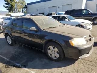 ✅ 2010 Dodge Avenger SXT • VIN: 1B3CC4FB7AN206331 • Lot: 81363594. Wystawiony na Copart z przebiegiem 86 643 mil. Bezpłatny archiwum sprzedaży aukcyjnych z USA i szczegółowy raport historii pojazdu na DreamBid. Zdjęcie 4.