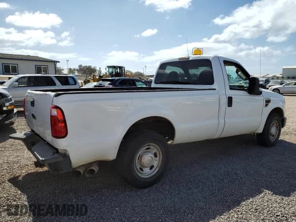 ✅ 2010 Ford F-250 • VIN: 1FTSF2AR9AEB02790 • Lot: 44828744. Listed on Copart with 71,942 mi. Free auction sales archive from the USA and detailed vehicle history report at DreamBid. Image 3.