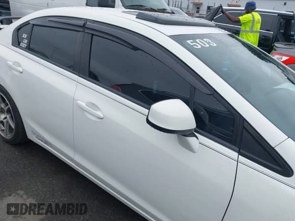 ✅ 2013 Honda Civic Si • VIN: 2HGFB6E59DH709945 • Lot: 42917366. Wystawiony na IAAI z przebiegiem 136 600 mil. Bezpłatny archiwum sprzedaży aukcyjnych z USA i szczegółowy raport historii pojazdu na DreamBid. Zdjęcie 13.