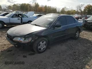 2000 Honda Accord EX с VIN 1HGCG1652YA084041, выставлен на аукционе Copart как лот 90147245 с пробегом 143 776 миль миль и Списание • Salvage title. История ставок и продаж доступна на DreamBid. Изображение 1.