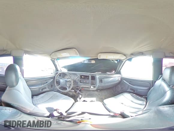 ✅ 2002 Chevrolet Silverado 2500HD • VIN: 1GCHK29U22E132147 • Lot: 91255045. Wystawiony na Copart z przebiegiem Nie podano. Bezpłatny archiwum sprzedaży aukcyjnych z USA i szczegółowy raport historii pojazdu na DreamBid. Zdjęcie 14.