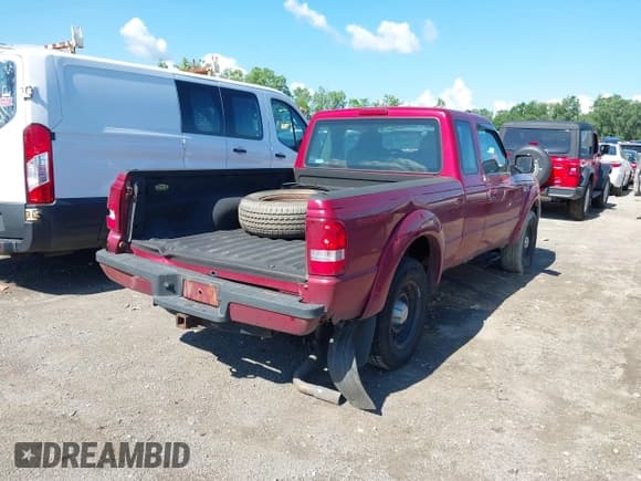 ✅ 2008 Ford Ranger XL • VIN: 1FTYR14U48PA41309 • Lot: 42646746. Wystawiony na IAAI z przebiegiem 374 469 mil. Bezpłatny archiwum sprzedaży aukcyjnych z USA i szczegółowy raport historii pojazdu na DreamBid. Zdjęcie 4.