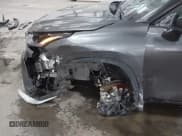 ✅ 2024 Toyota Highlander LE • VIN: 5TDKDRBH2RS570791 • Лот: 43655366. Опубликован ранее на IAAI с пробегом 25 564 миль. Бесплатный доступ к архиву аукционных продаж из США и подробный отчёт об истории автомобиля на DreamBid. Изображение 18.