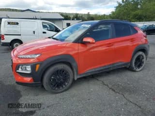 ✅ 2019 Hyundai Kona SEL • VIN: KM8K2CAA2KU211316 • Лот: 70673795. Опубликован ранее на Copart с пробегом 33 455 миль. Бесплатный доступ к архиву аукционных продаж из США и подробный отчёт об истории автомобиля на DreamBid. Изображение 1.